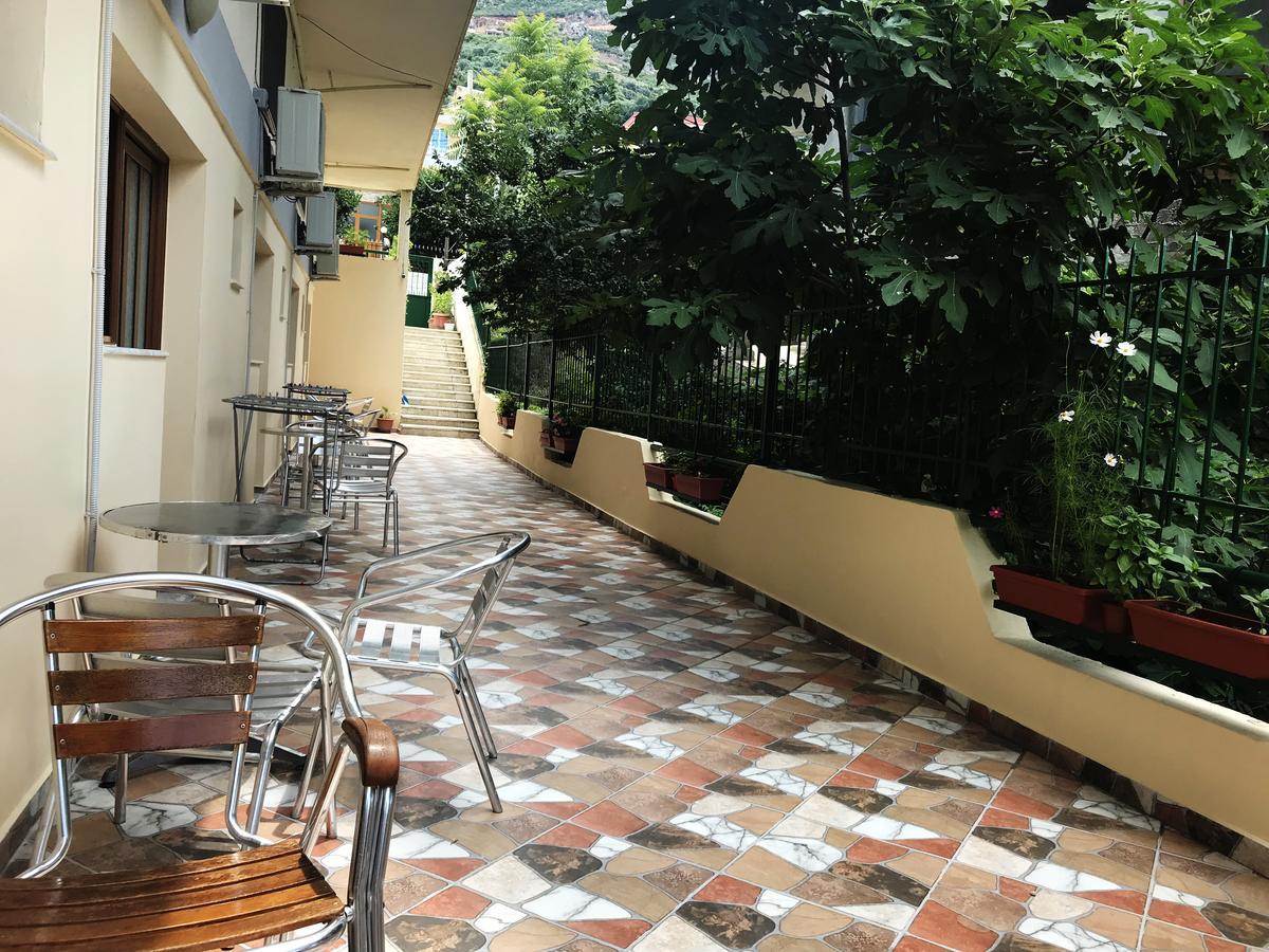 Flutura Apartments Влёра Экстерьер фото
